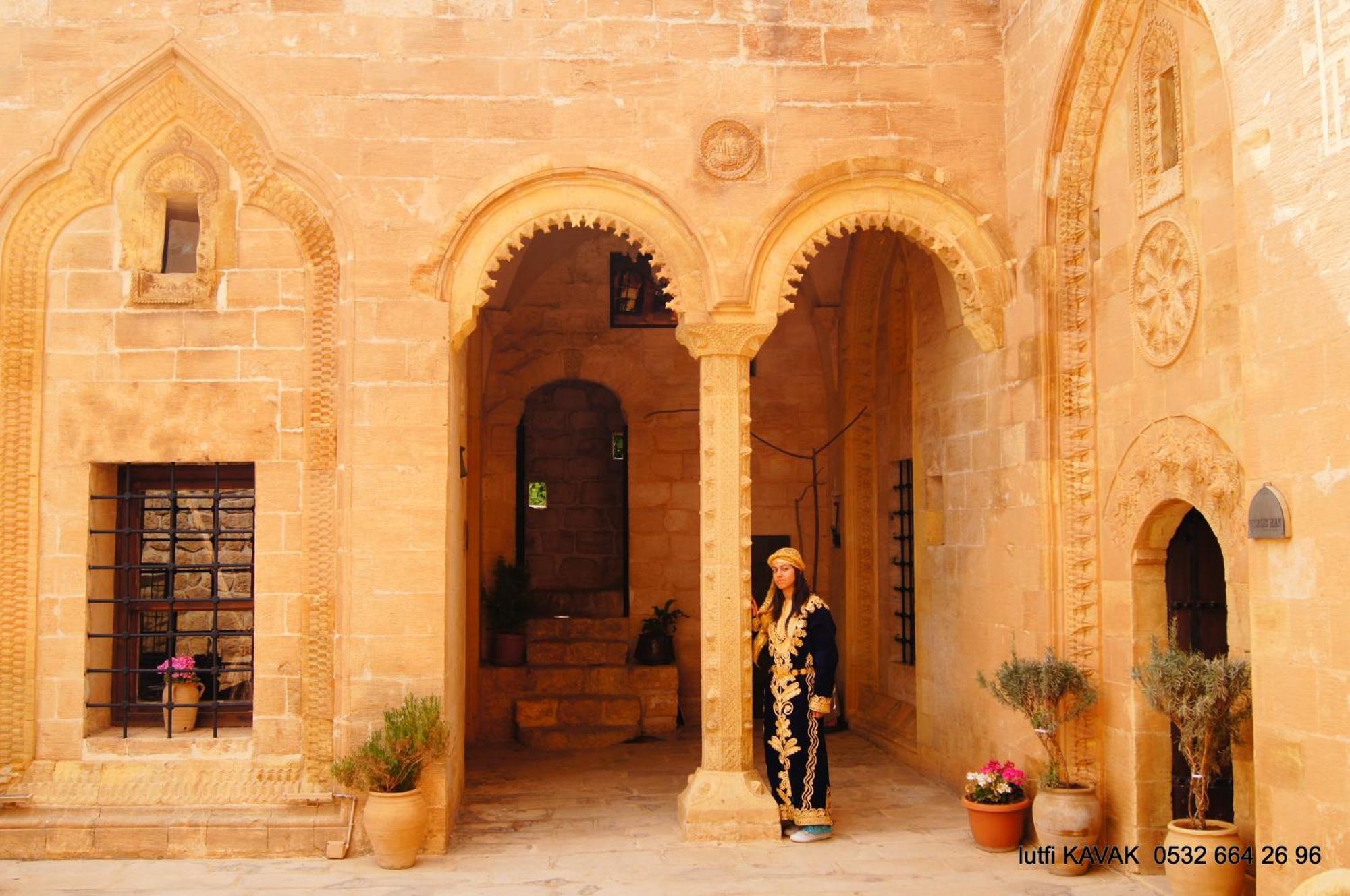 Artuklu Kervansaray ماردين المظهر الخارجي الصورة