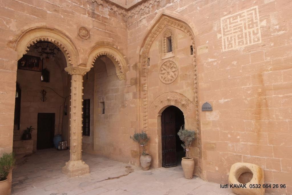 Artuklu Kervansaray ماردين المظهر الخارجي الصورة